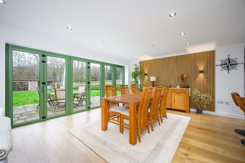 Dining Room- click for photo gallery